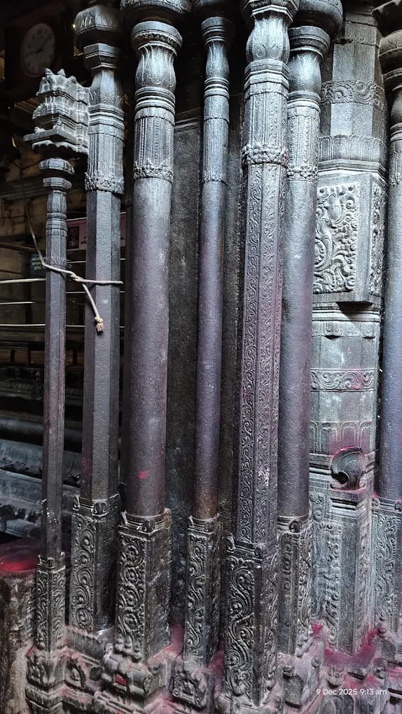 Musical stone pillar inside Nellaiappar Temple in Tirunelveli