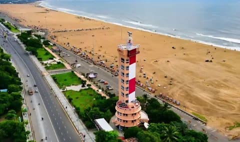 Chennai Lighthouse overlooking Marina Beach and the Bay of Bengal