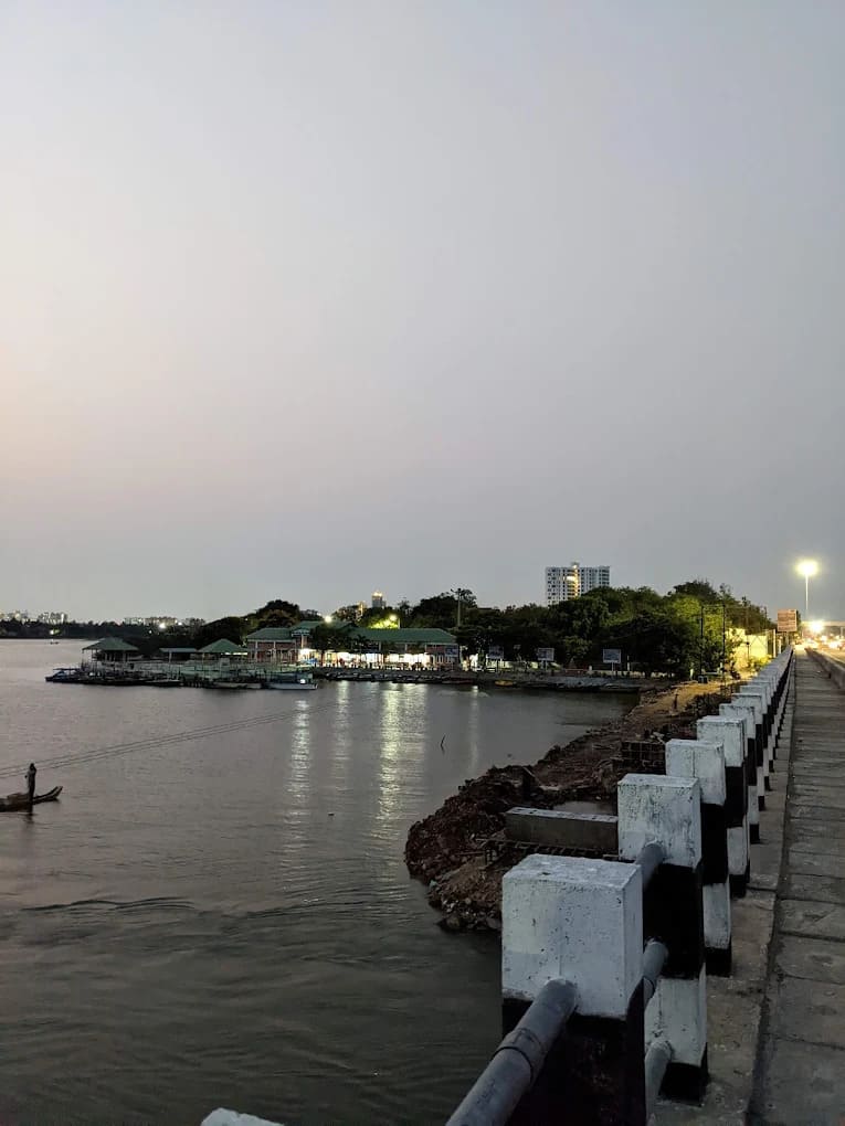 Evening view of Muttukadu Boat House backwaters Evening view of Muttukadu Boat House backwaters